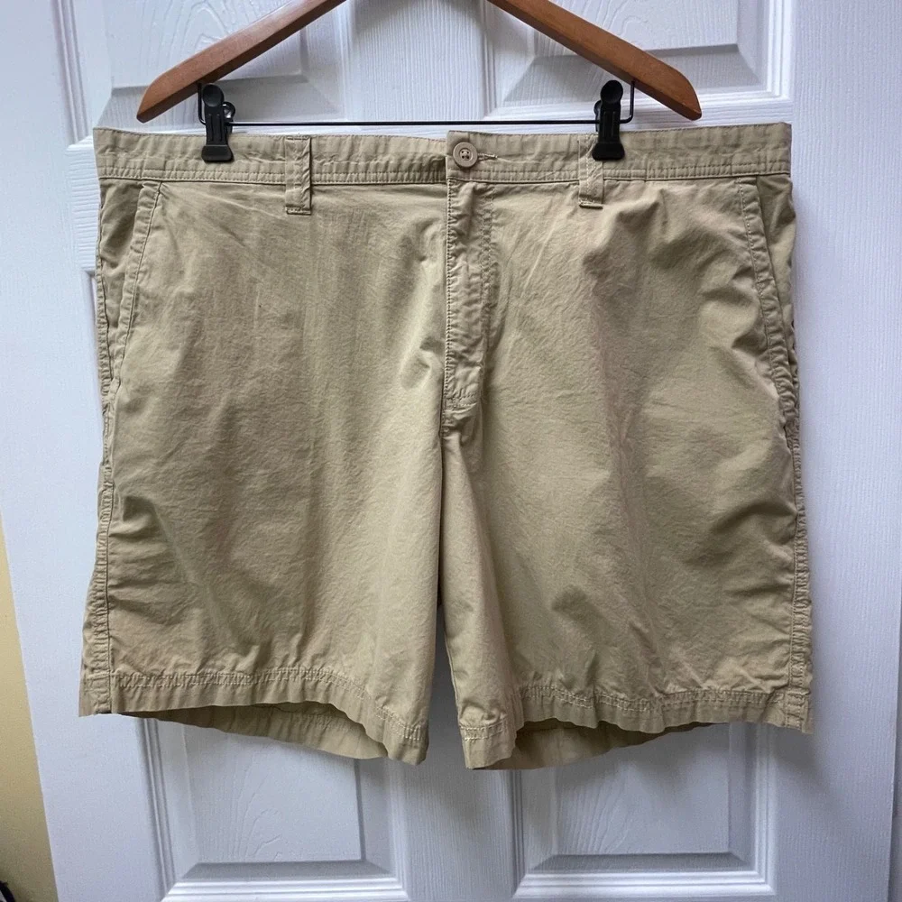 Columbia Shorts Men's 42 Khaki 